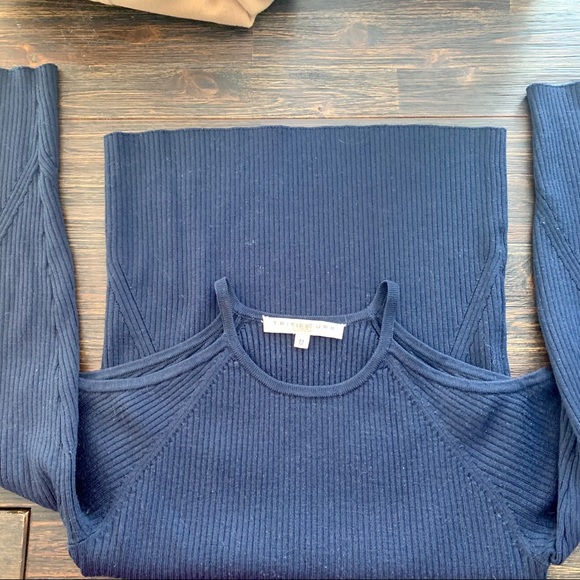 Trina Turk Sexy Kawaii Open-ShoulderSweater Medium - Picture 7 of 7